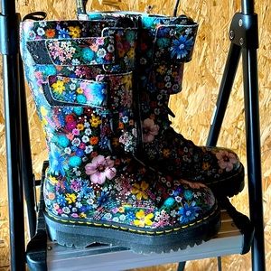 Dr Martens combat boots